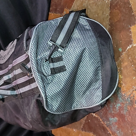 B.U.M. equipment. SPORT. Duffel Bag W/strap. DEADSTOCK W/tags. NEW - Picture 6 of 15